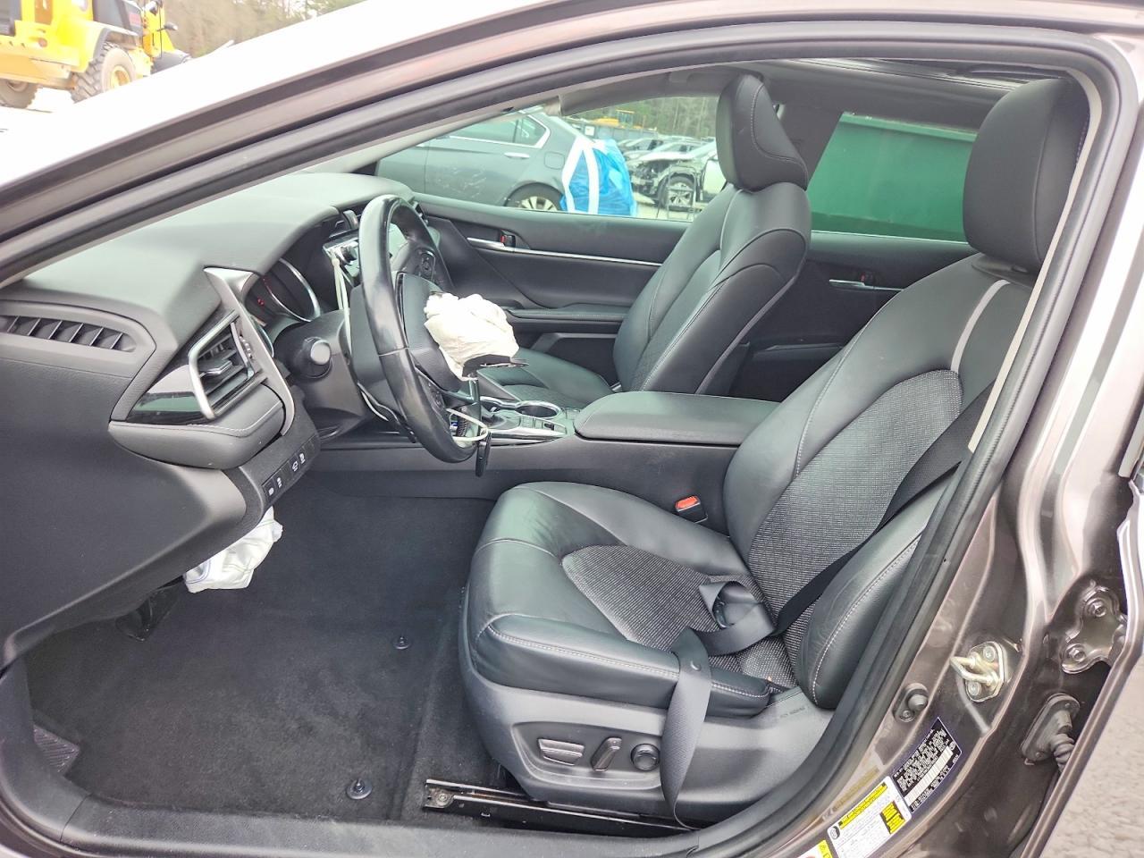2019 TOYOTA CAMRY