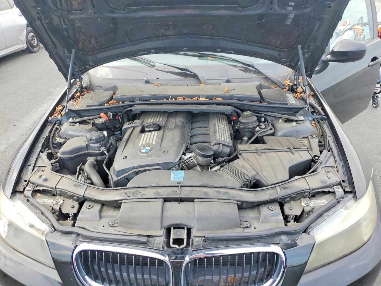 2011 BMW 3 SERIES