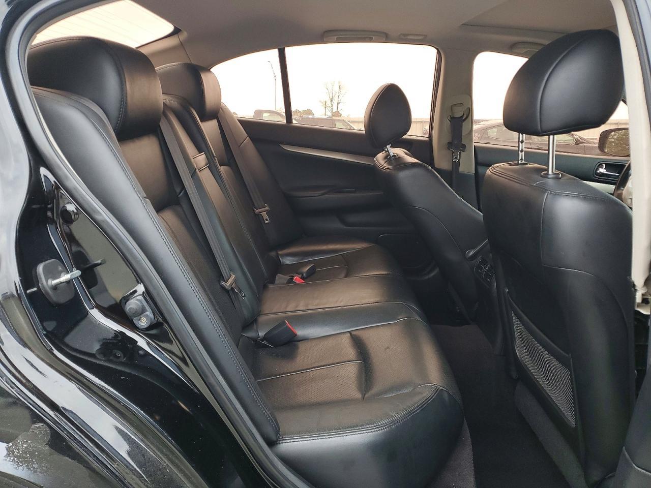 2012 INFINITI G25