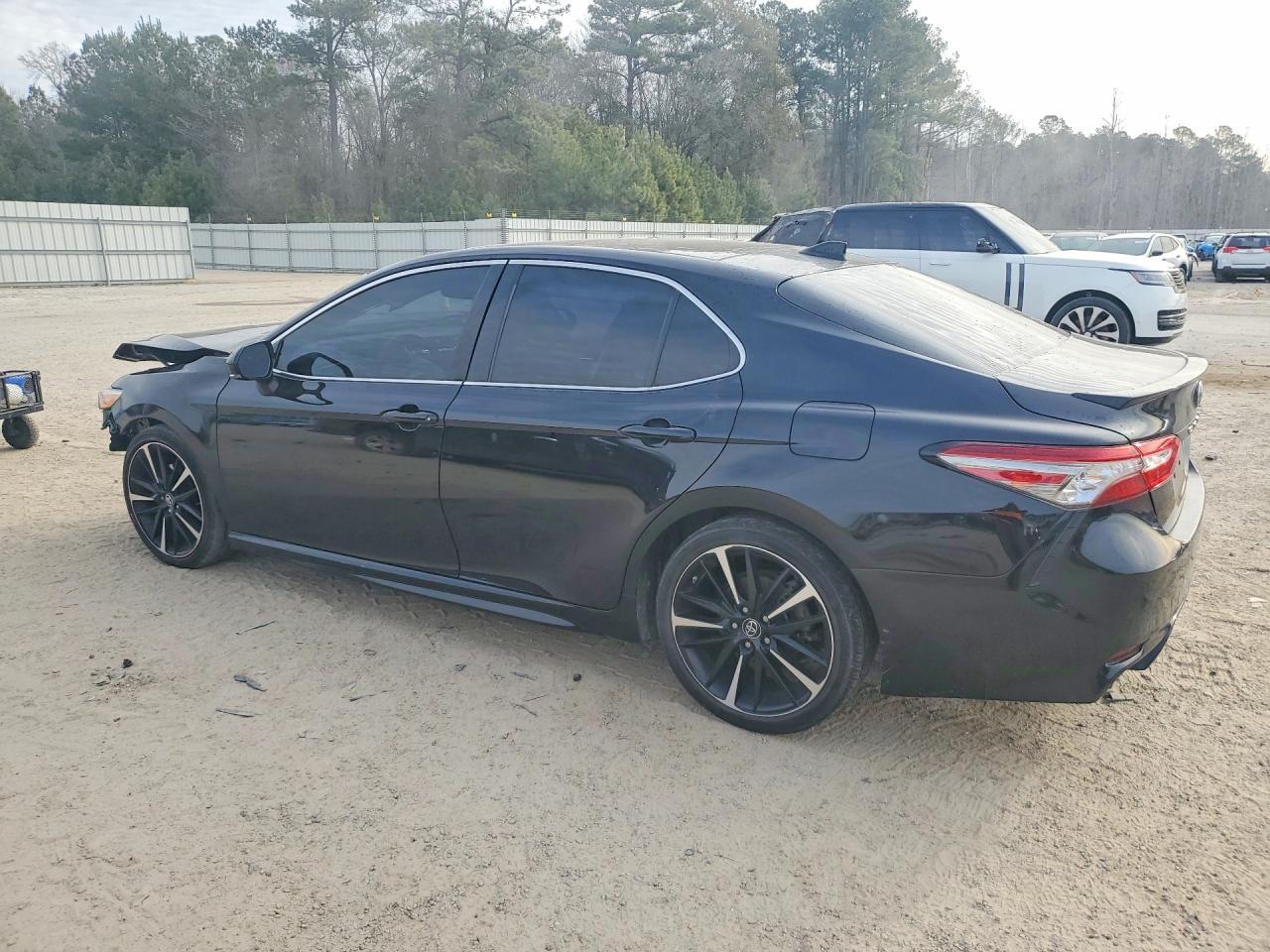 2019 TOYOTA CAMRY