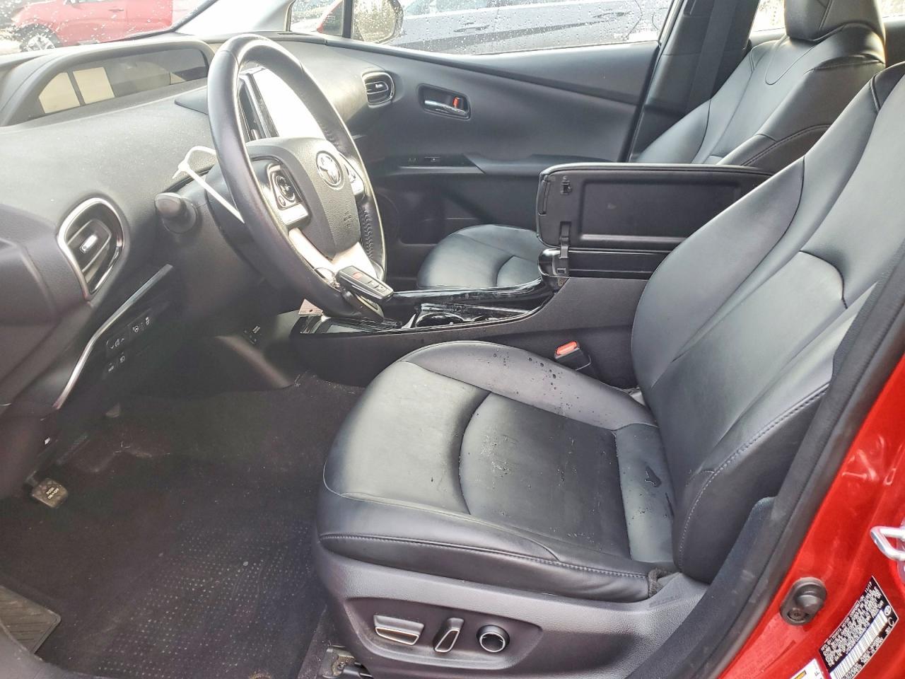 2018 TOYOTA PRIUS