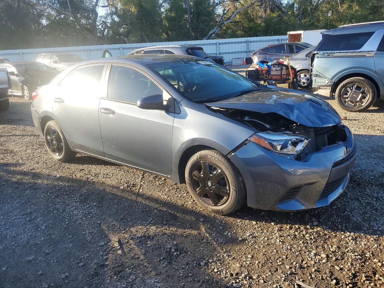 2015 TOYOTA COROLLA