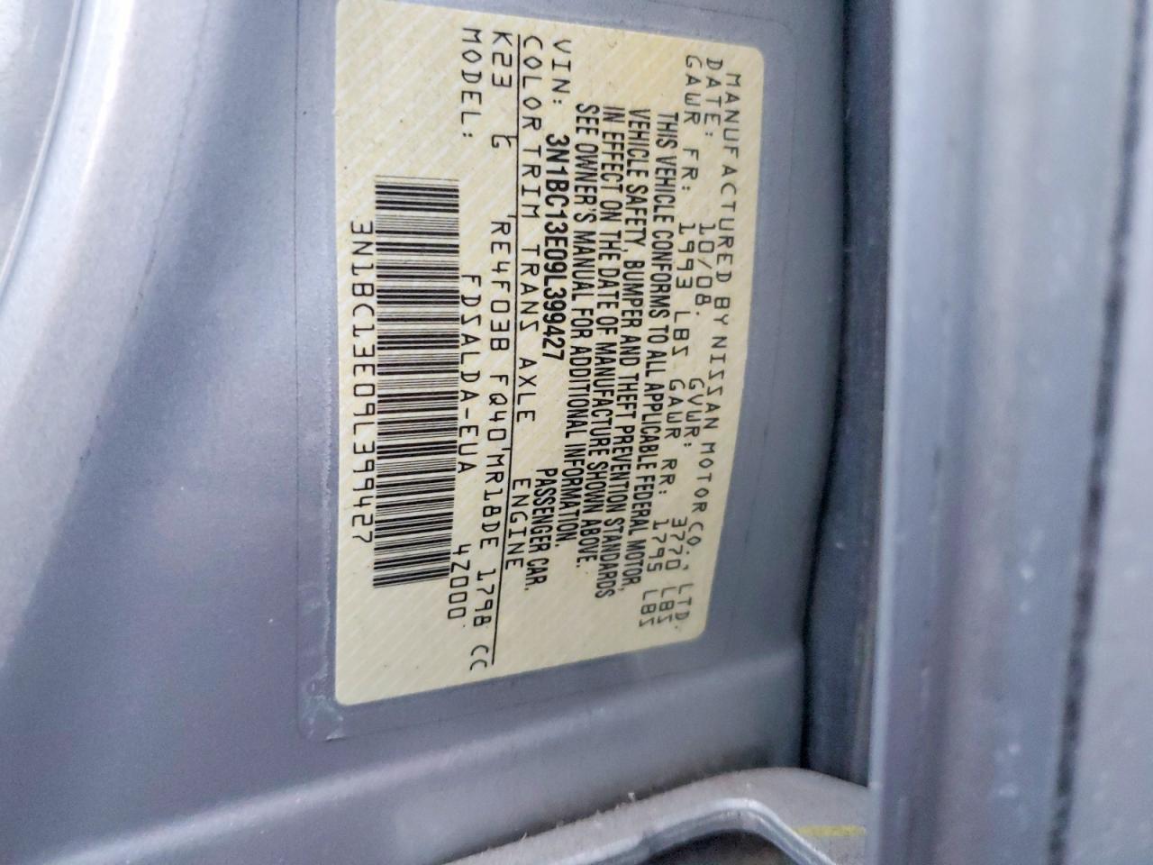 2009 NISSAN VERSA