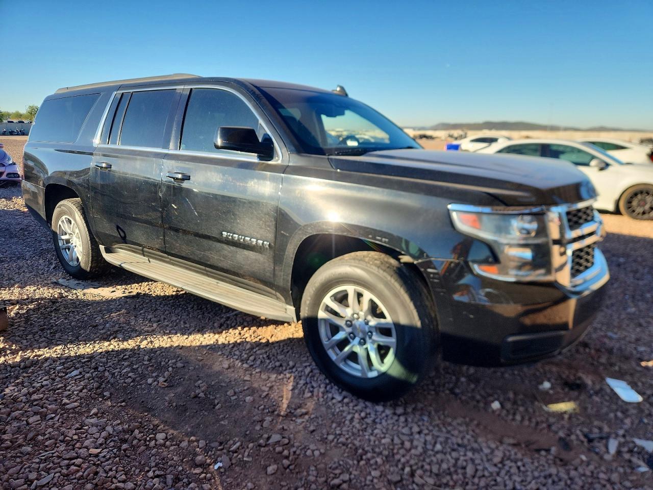 2016 CHEVROLET Suburban