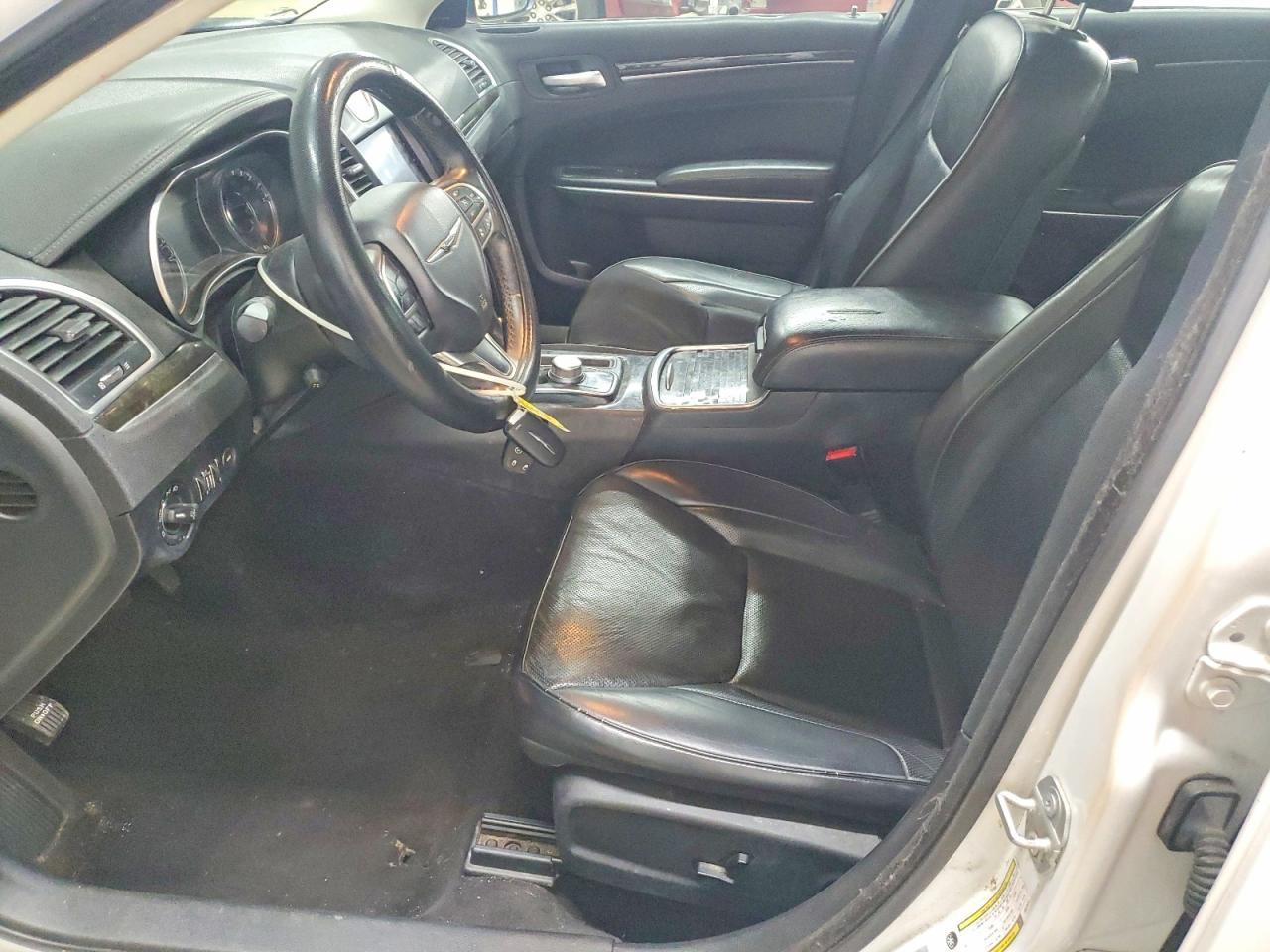 2017 CHRYSLER 300