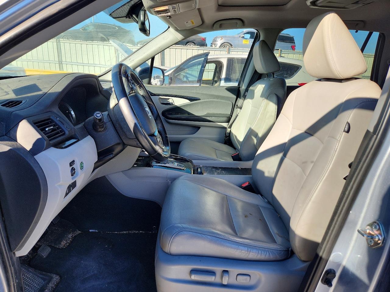 2017 HONDA PILOT