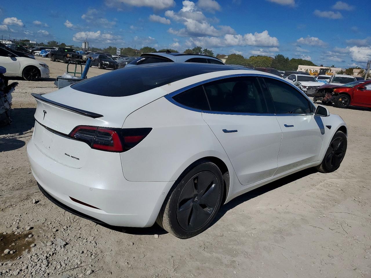 2019 TESLA MODEL 3