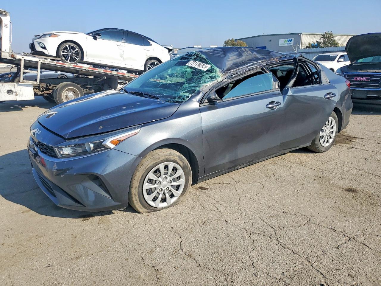 2023 KIA FORTE