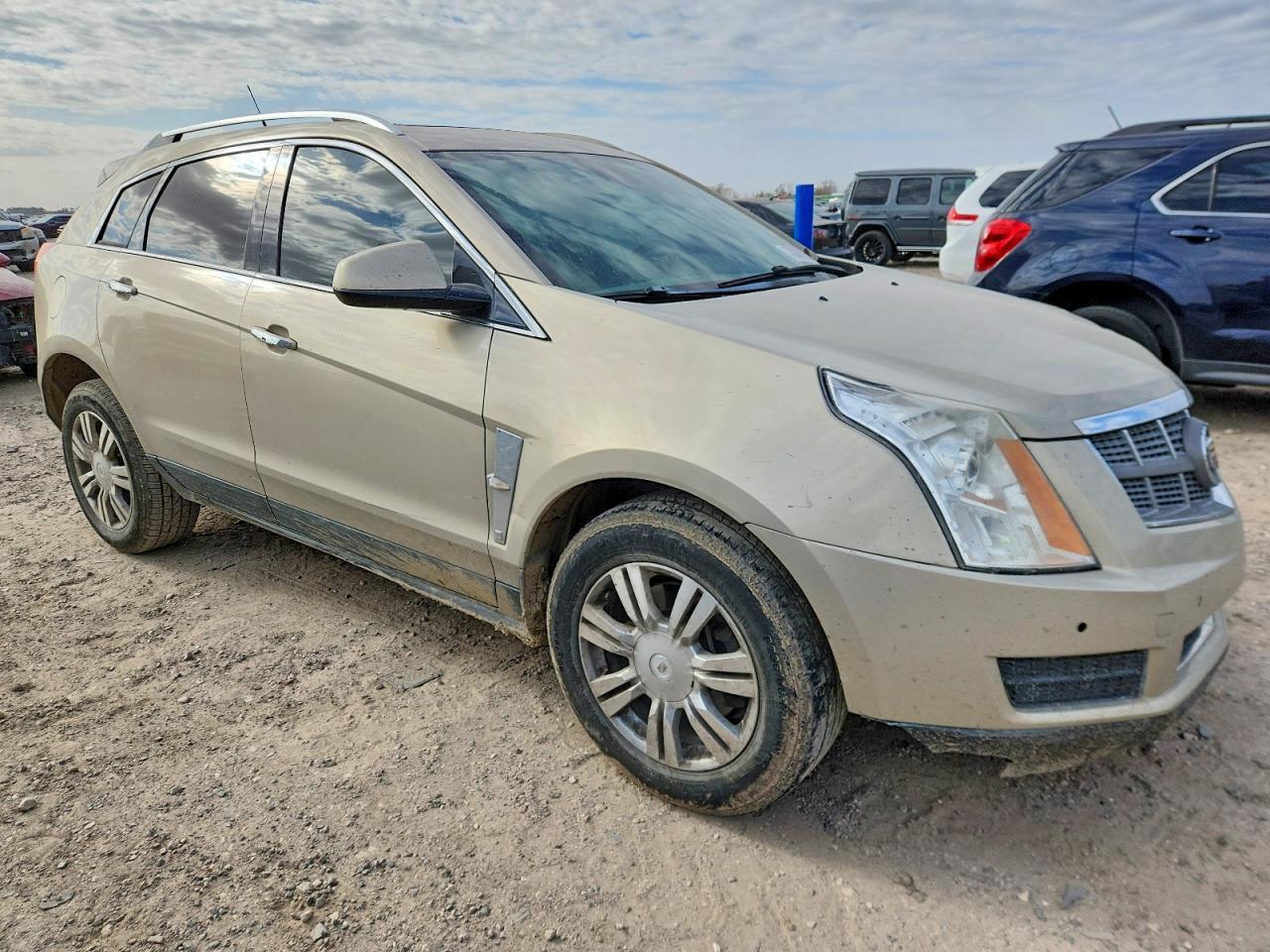 2010 CADILLAC SRX