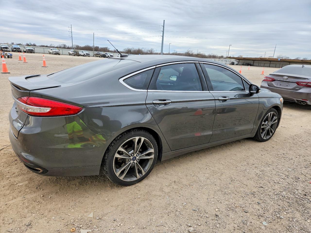 2017 FORD FUSION