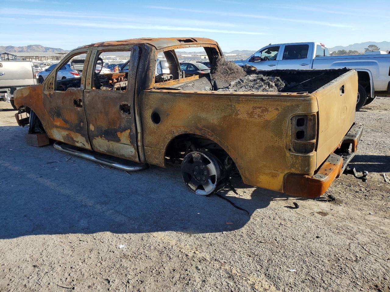 2005 FORD F-150 Lightning
