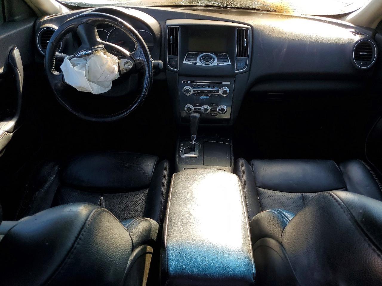 2012 NISSAN Maxima