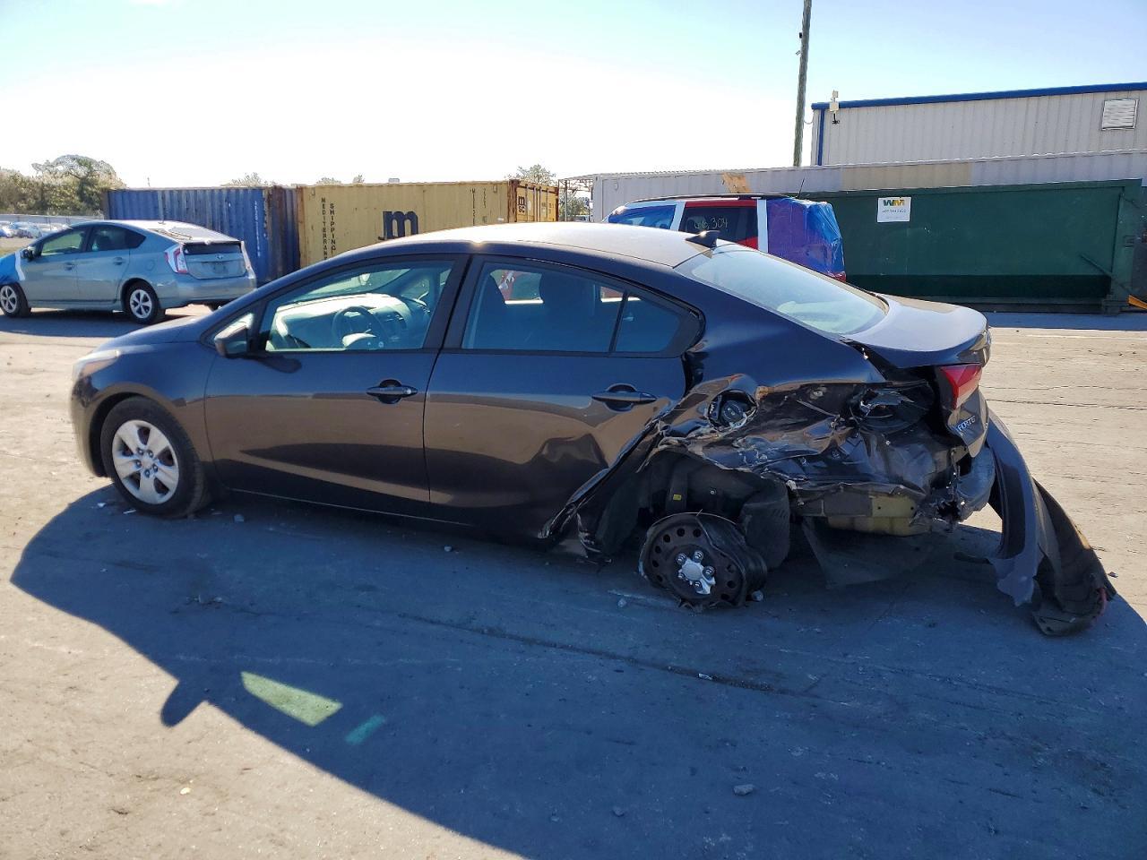 2017 KIA FORTE