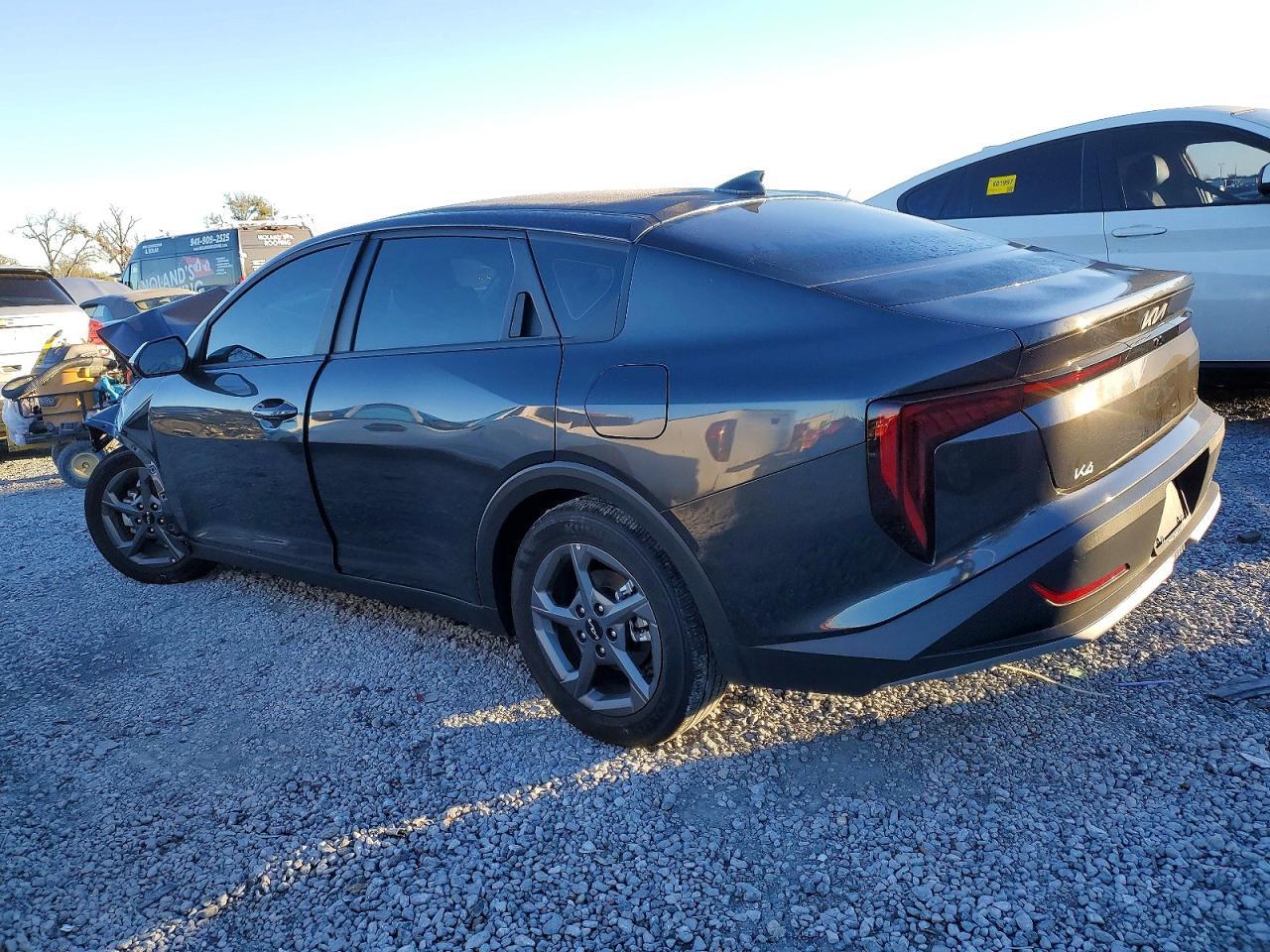 2025 KIA K4