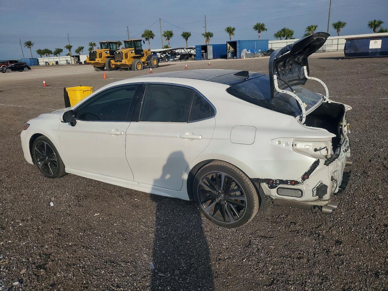 2019 TOYOTA CAMRY