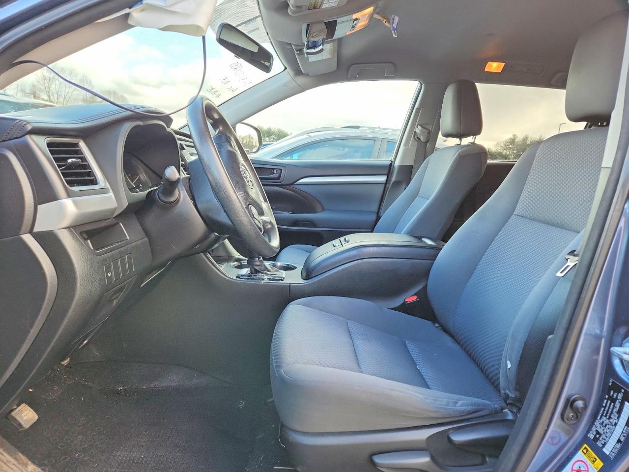 2015 TOYOTA HIGHLANDER