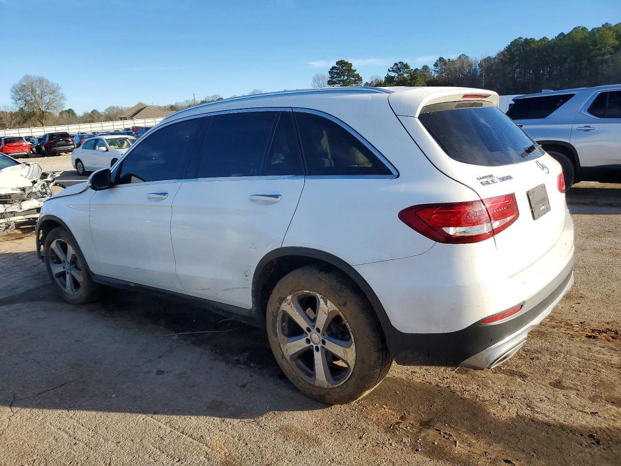 2017 MERCEDES-BENZ GLC-Class