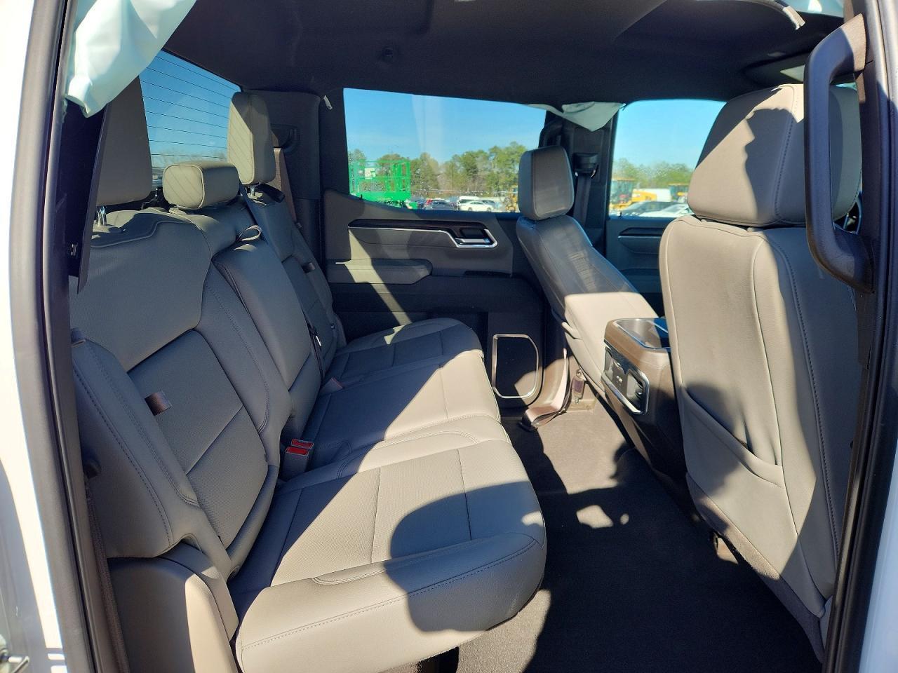 2025 GMC Sierra