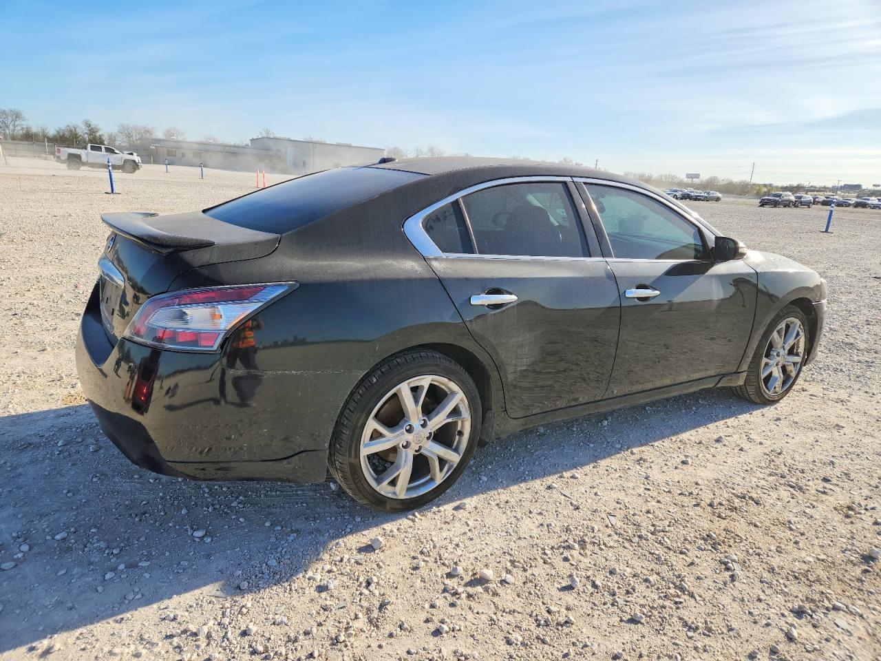 2012 NISSAN Maxima