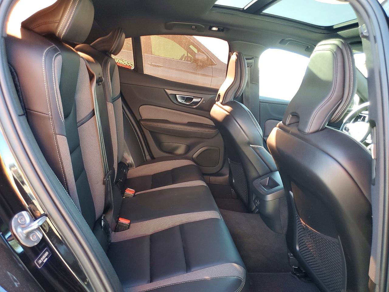 2024 VOLVO S60