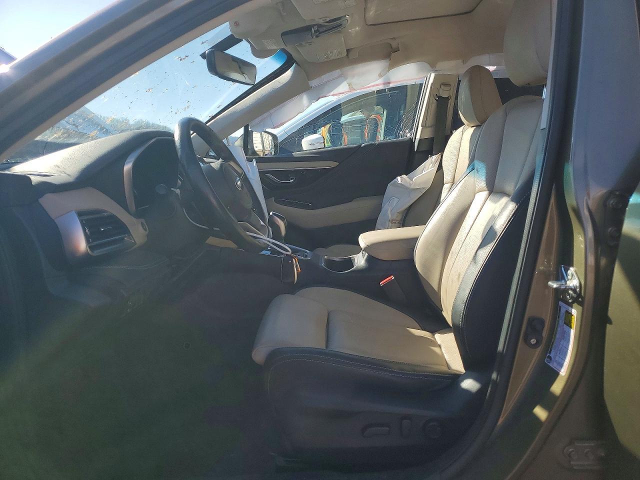 2021 SUBARU Outback
