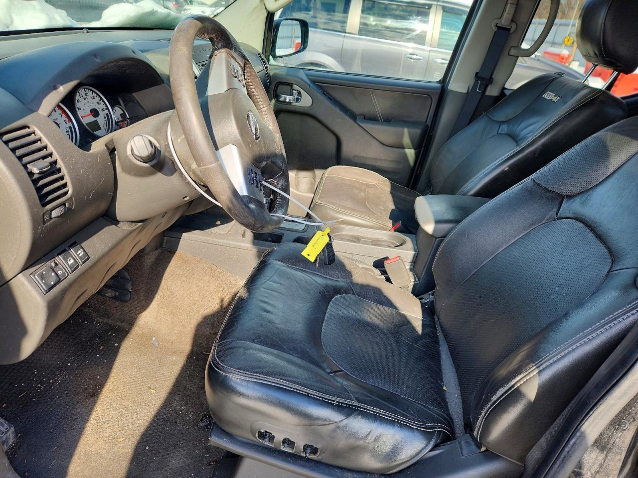 2016 NISSAN Frontier
