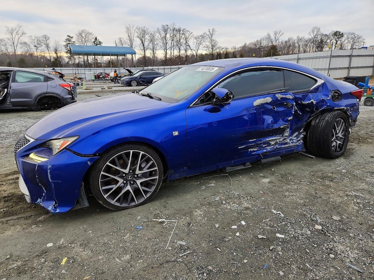 2016 LEXUS RC 200t
