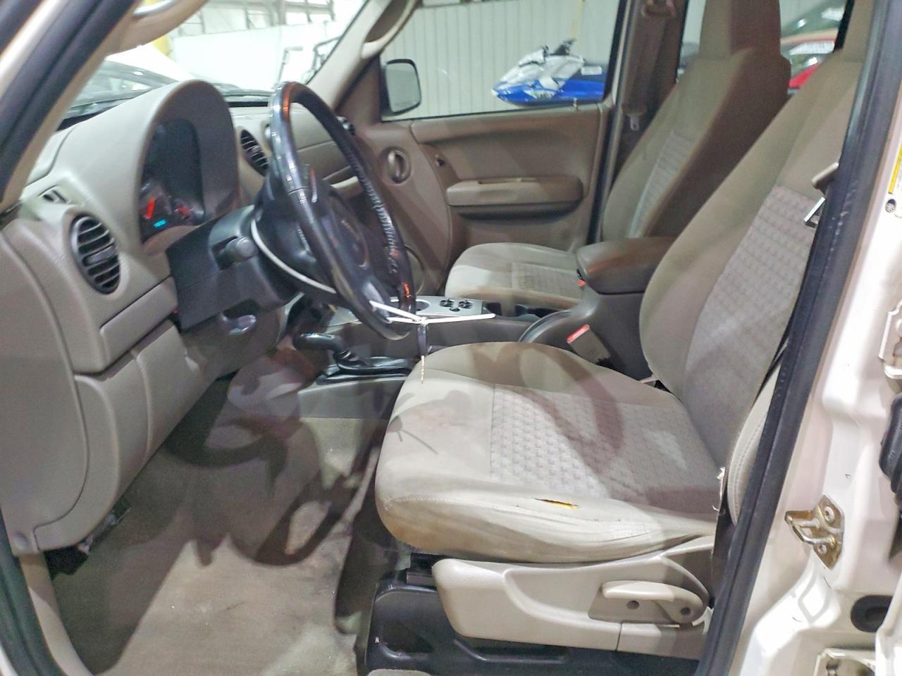 2005 JEEP Liberty