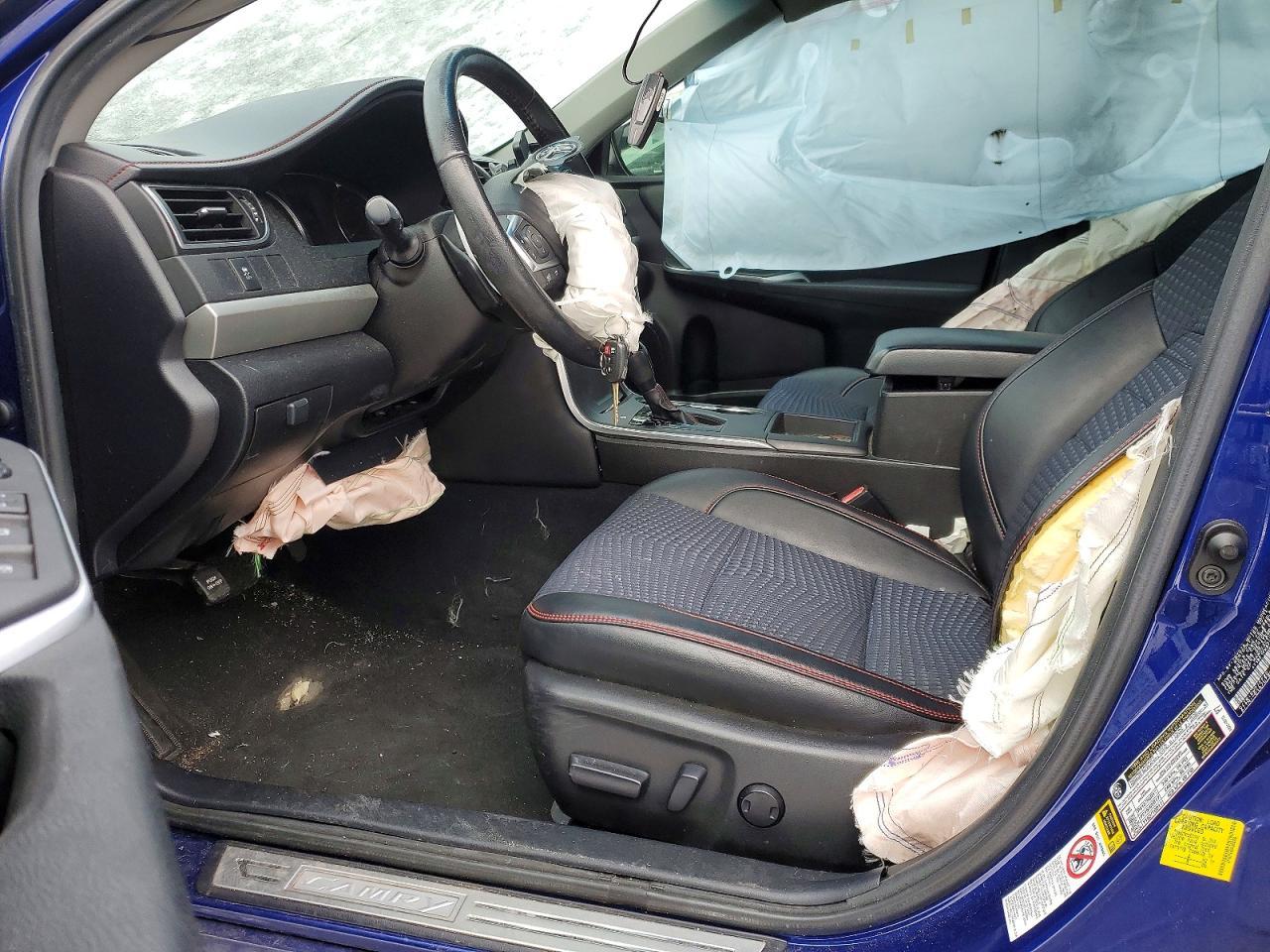 2015 TOYOTA CAMRY