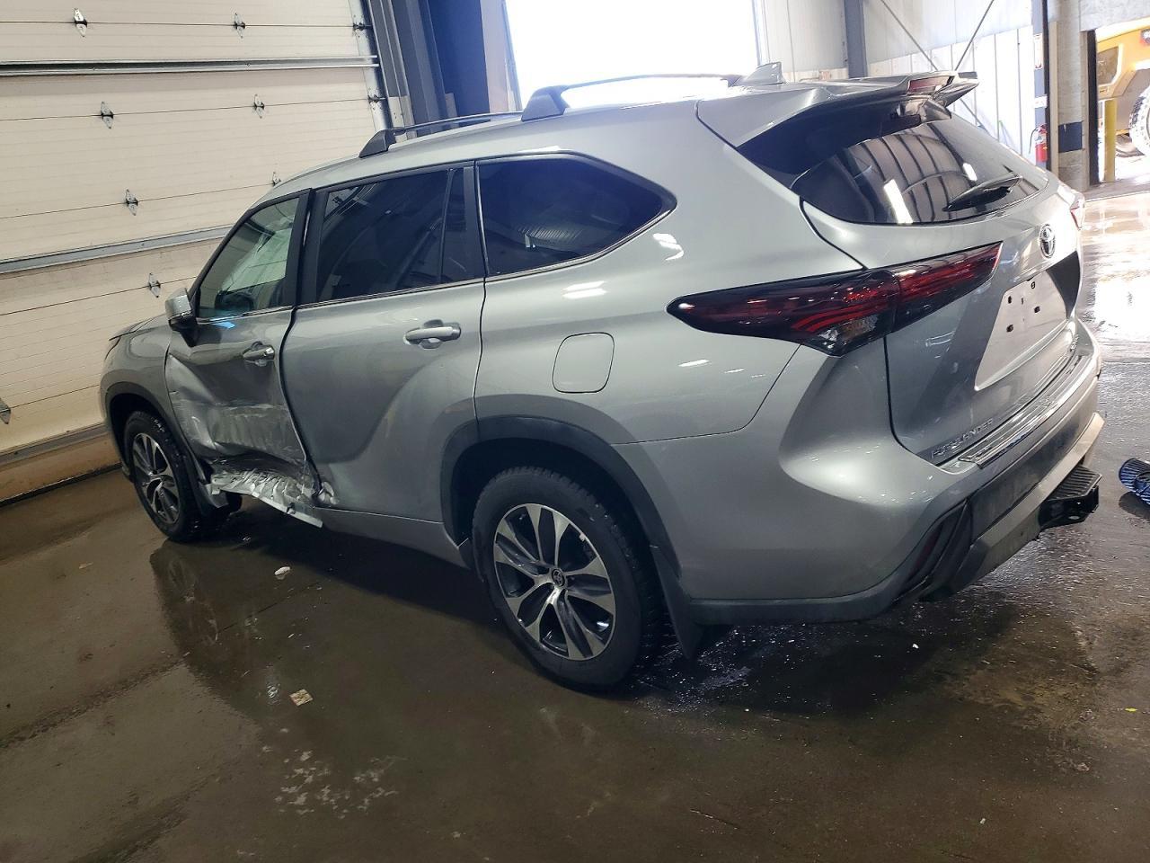2024 TOYOTA HIGHLANDER