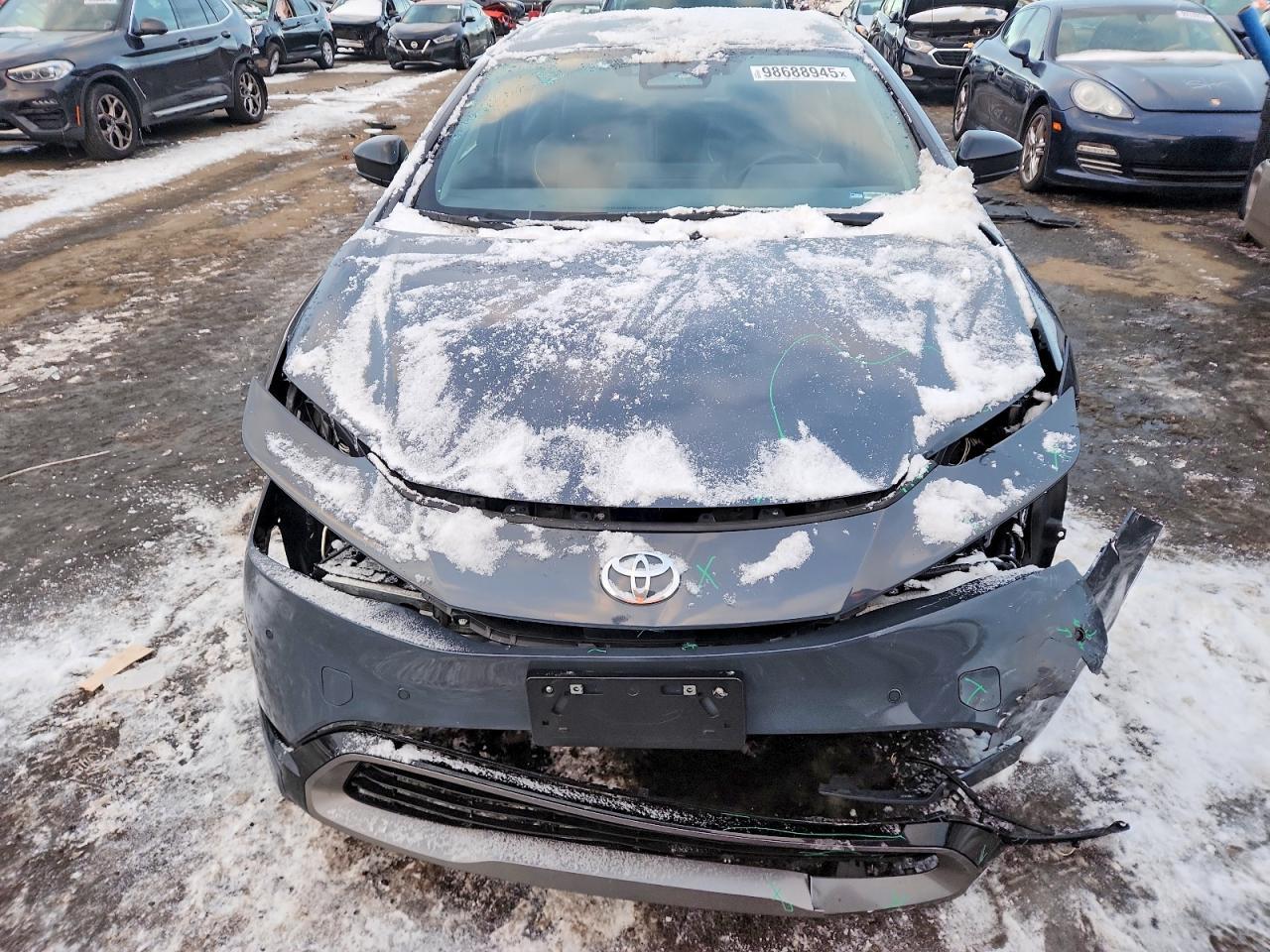 2024 TOYOTA PRIUS