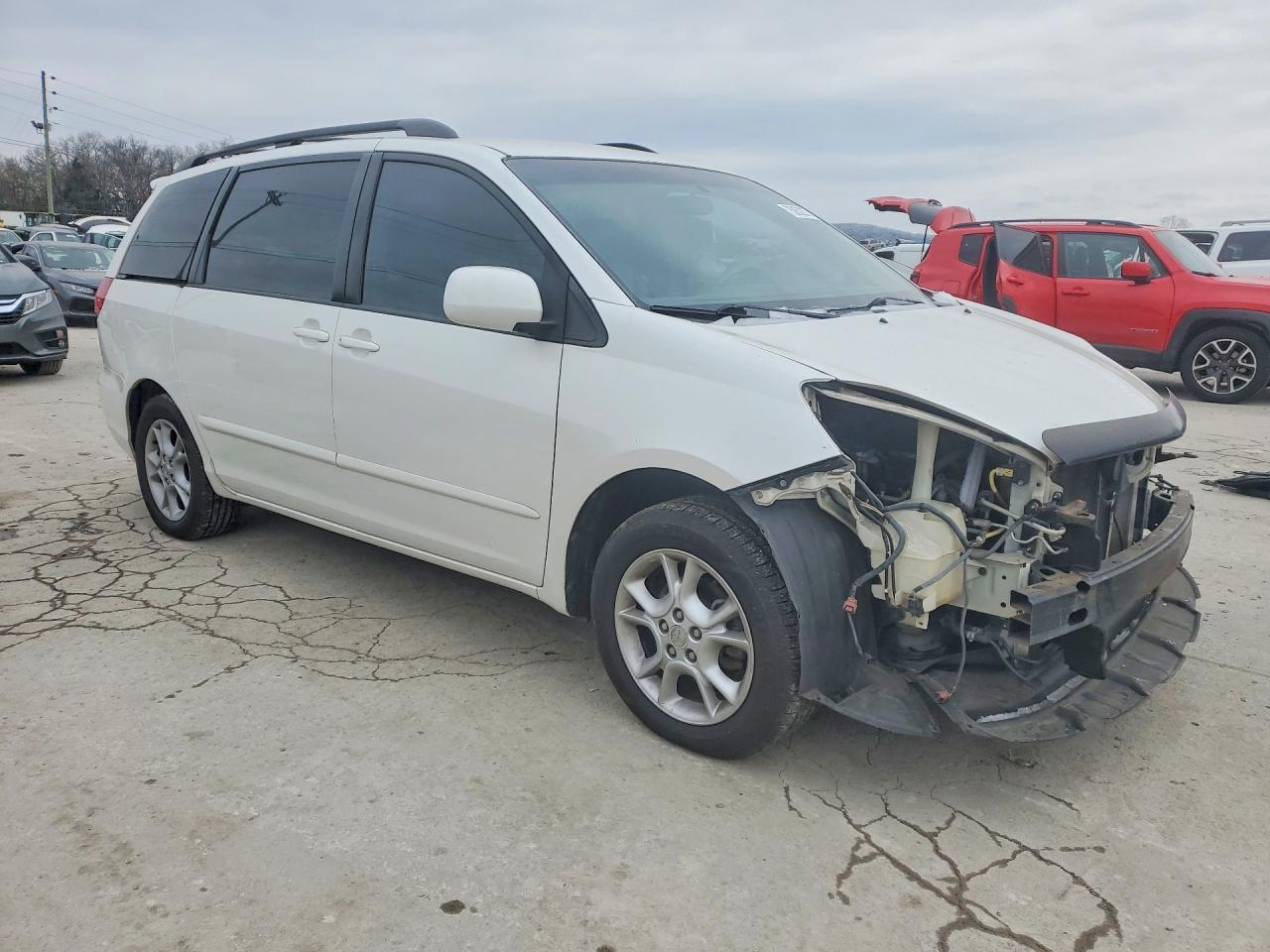 2006 TOYOTA SIENNA