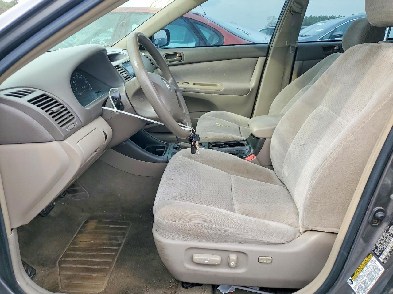 2004 TOYOTA CAMRY