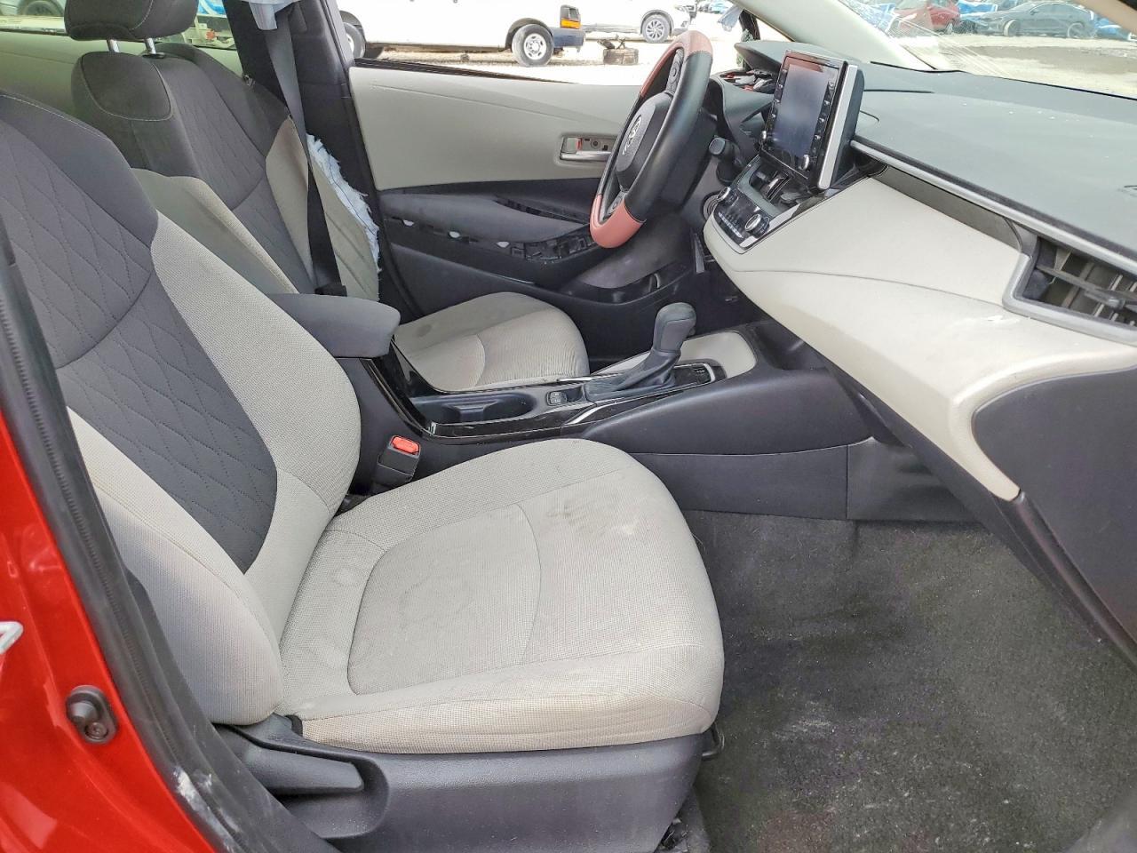 2021 TOYOTA COROLLA