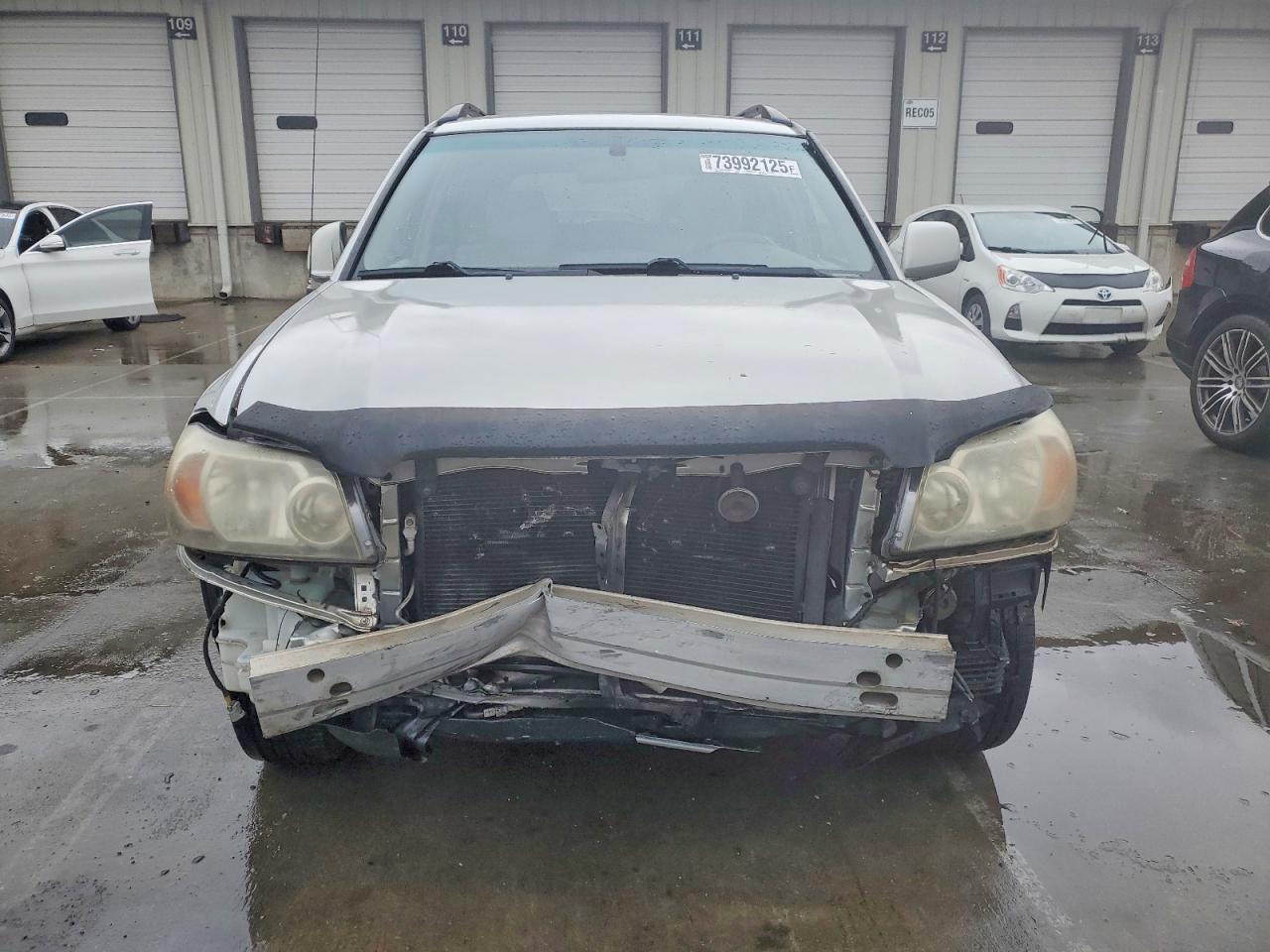 2004 TOYOTA HIGHLANDER