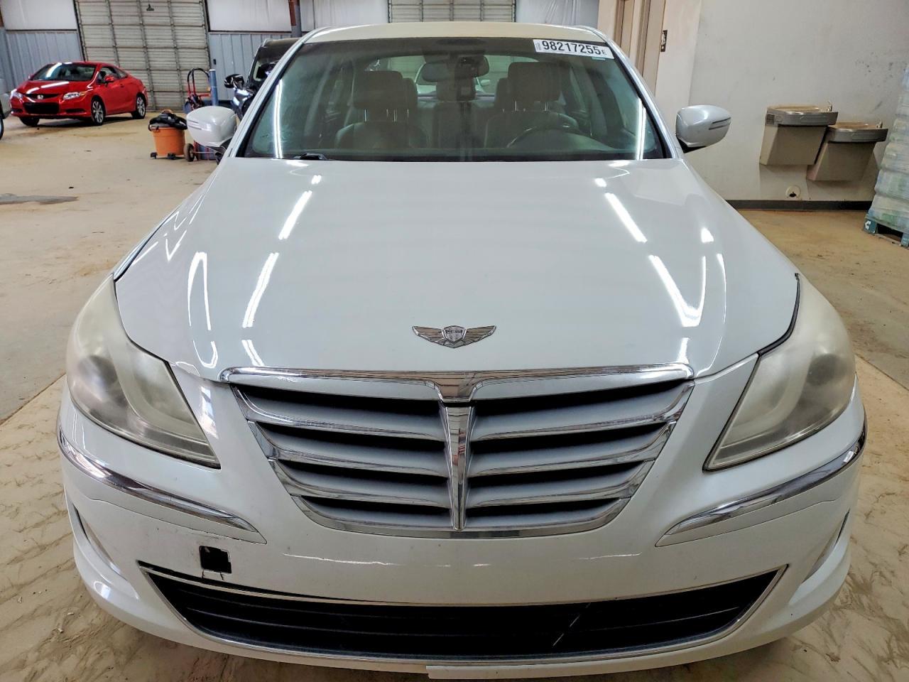 2012 HYUNDAI GENESIS