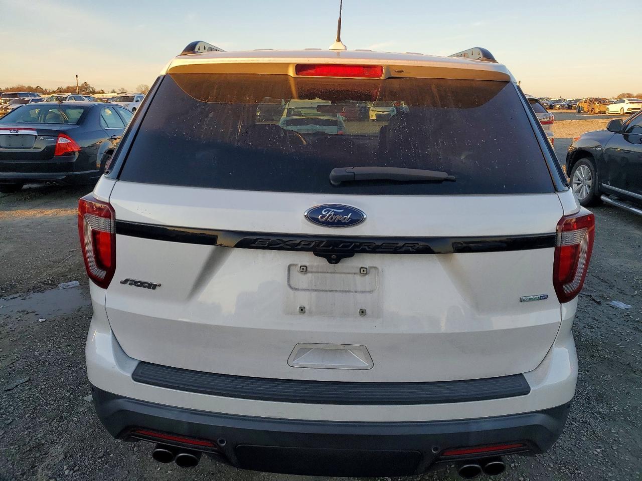 2019 FORD Explorer Sport Trac