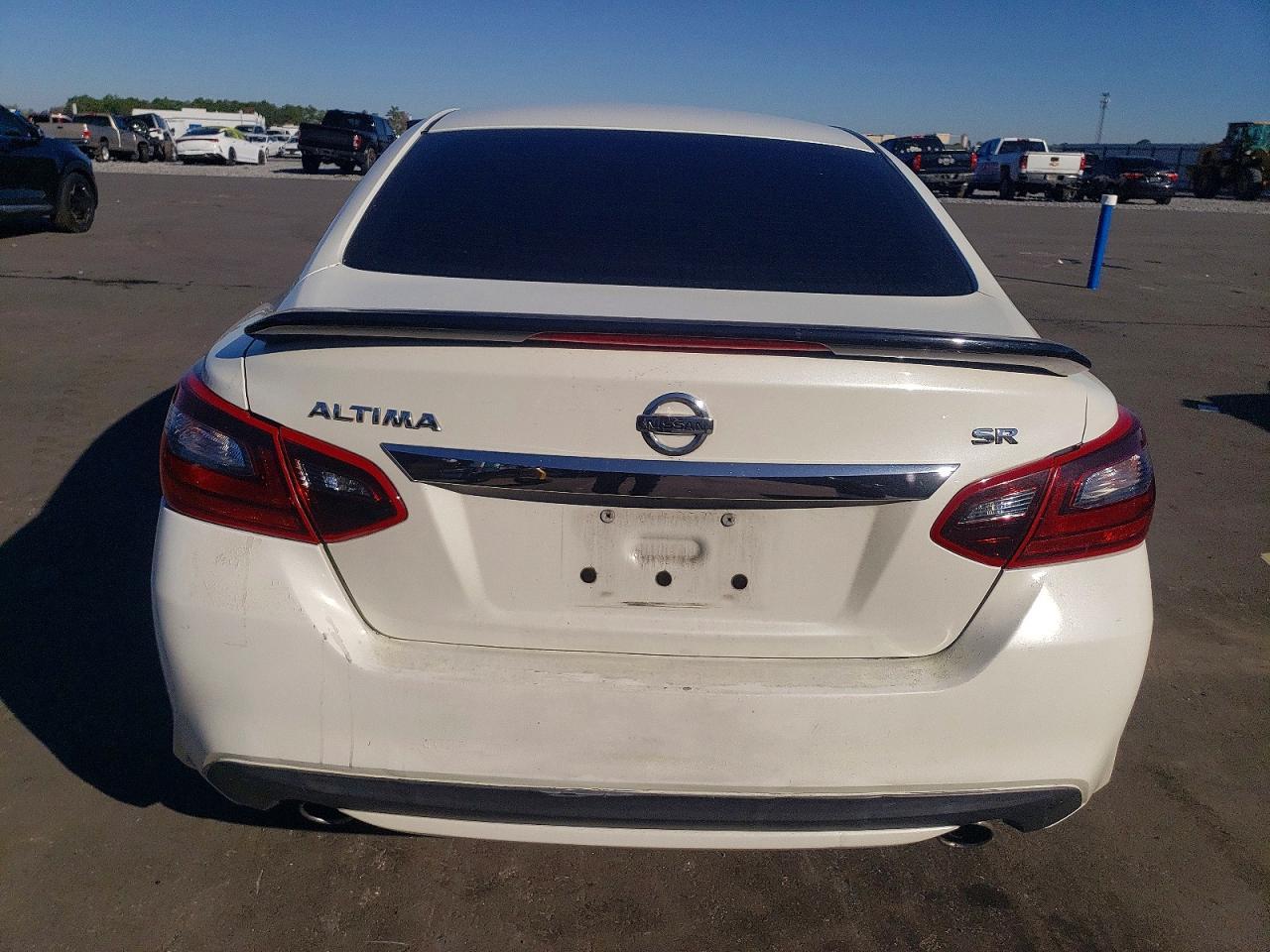 2017 NISSAN ALTIMA