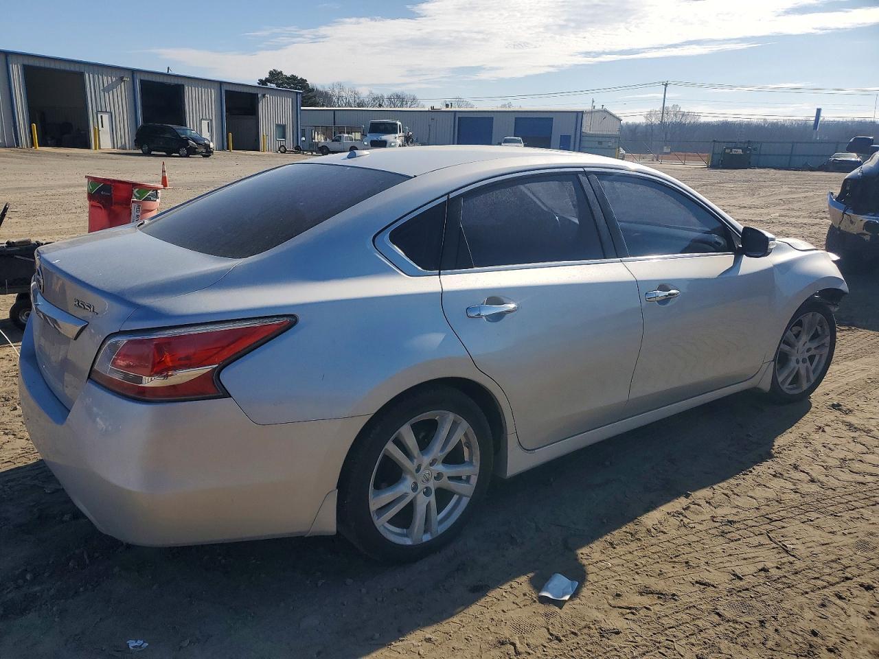 2014 NISSAN ALTIMA