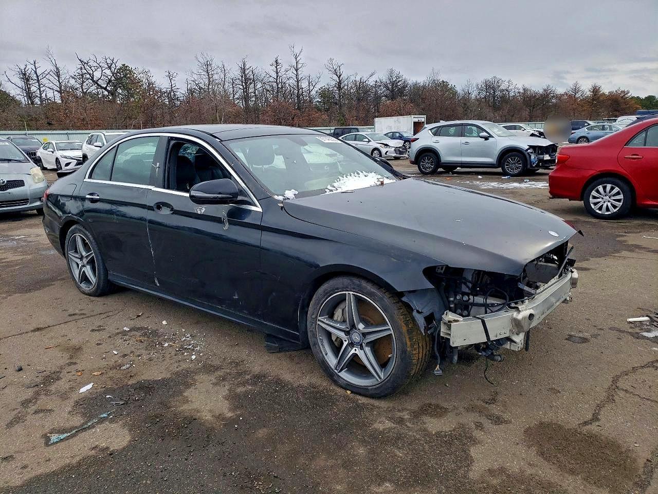 2017 MERCEDES-BENZ E-Class