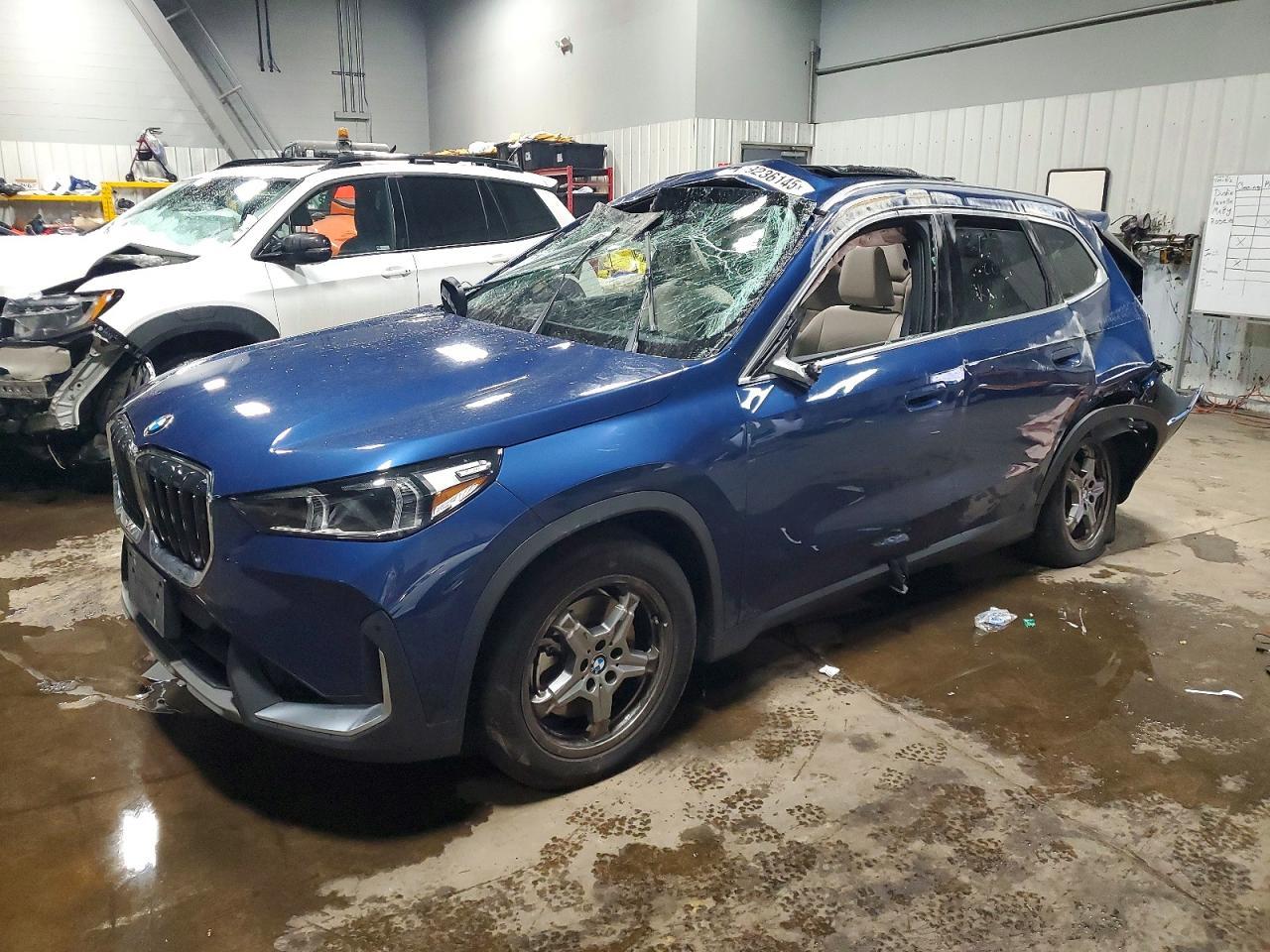 2023 BMW X1