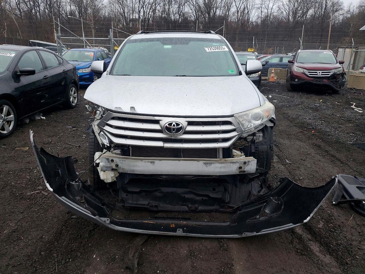 2012 TOYOTA HIGHLANDER