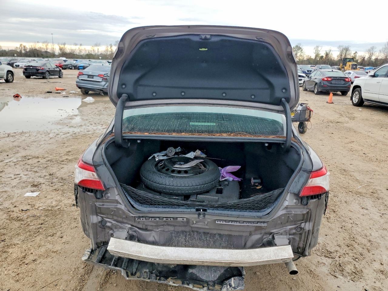 2019 TOYOTA CAMRY