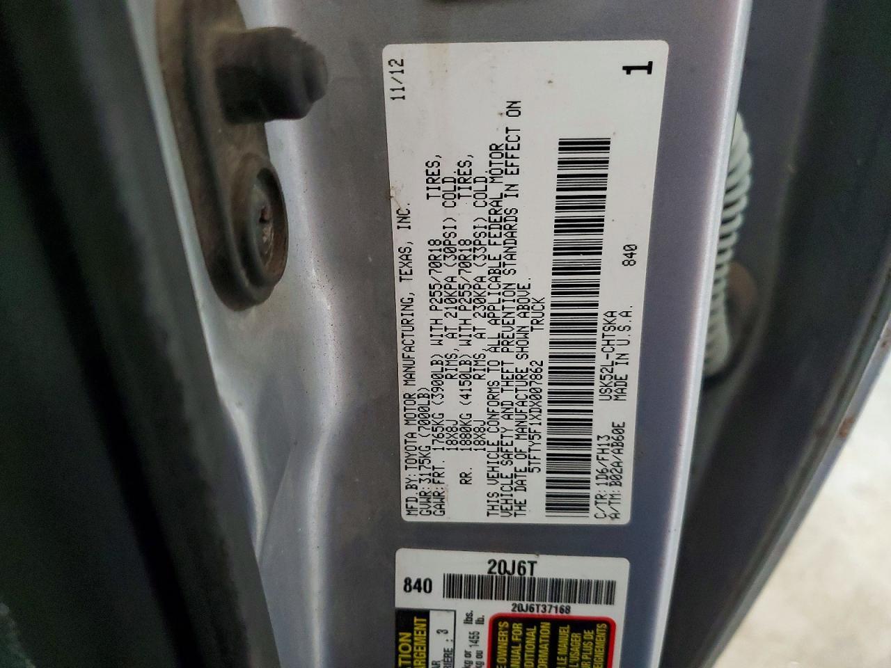 2013 TOYOTA TUNDRA