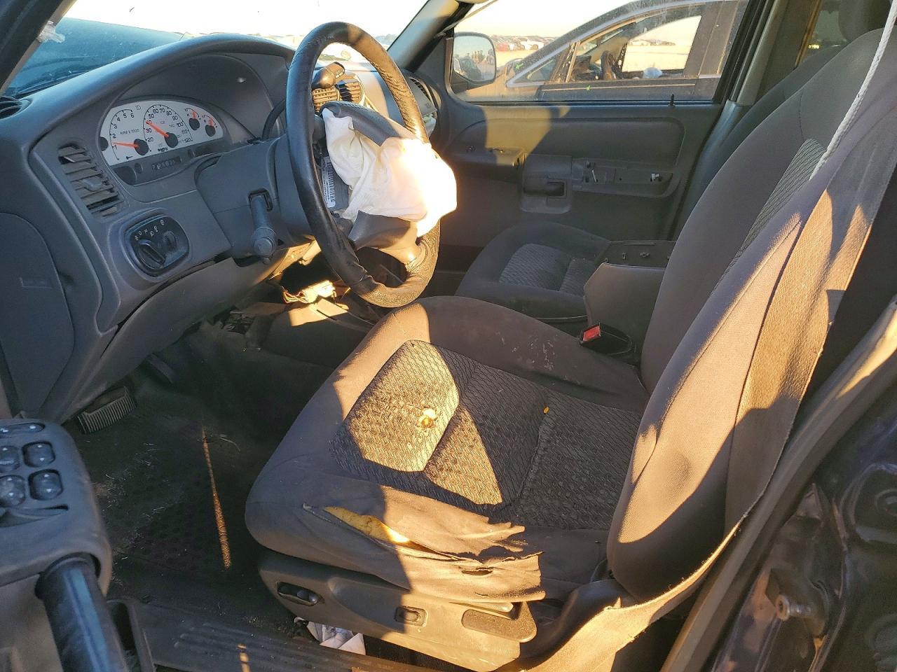 2004 FORD Explorer Sport Trac