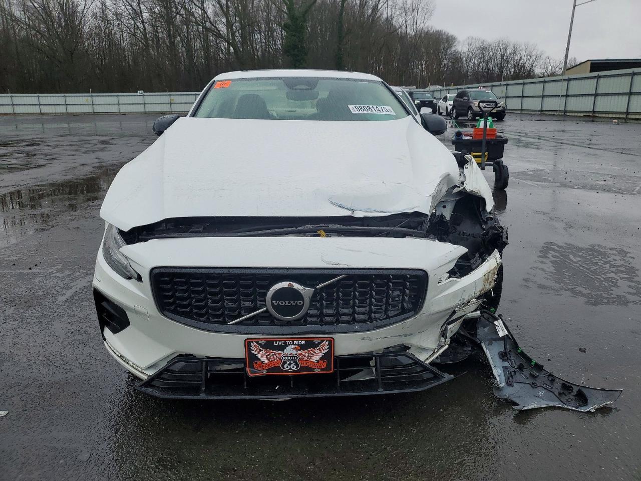 2023 VOLVO S60
