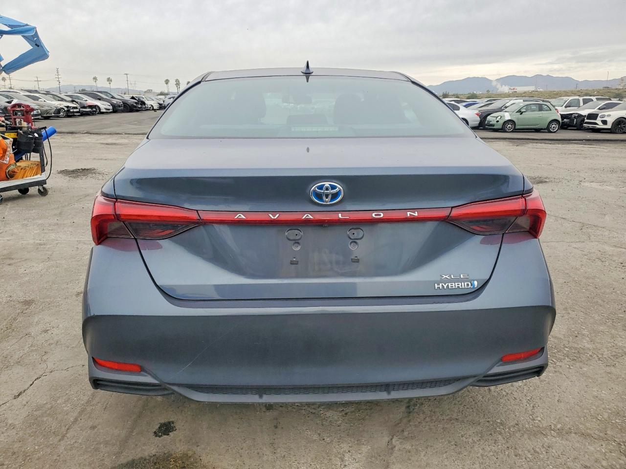 2021 TOYOTA Avalon