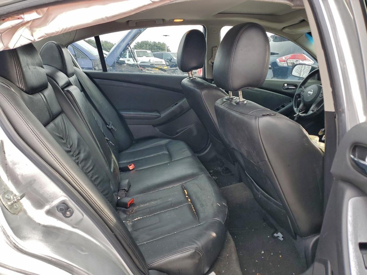 2011 NISSAN ALTIMA