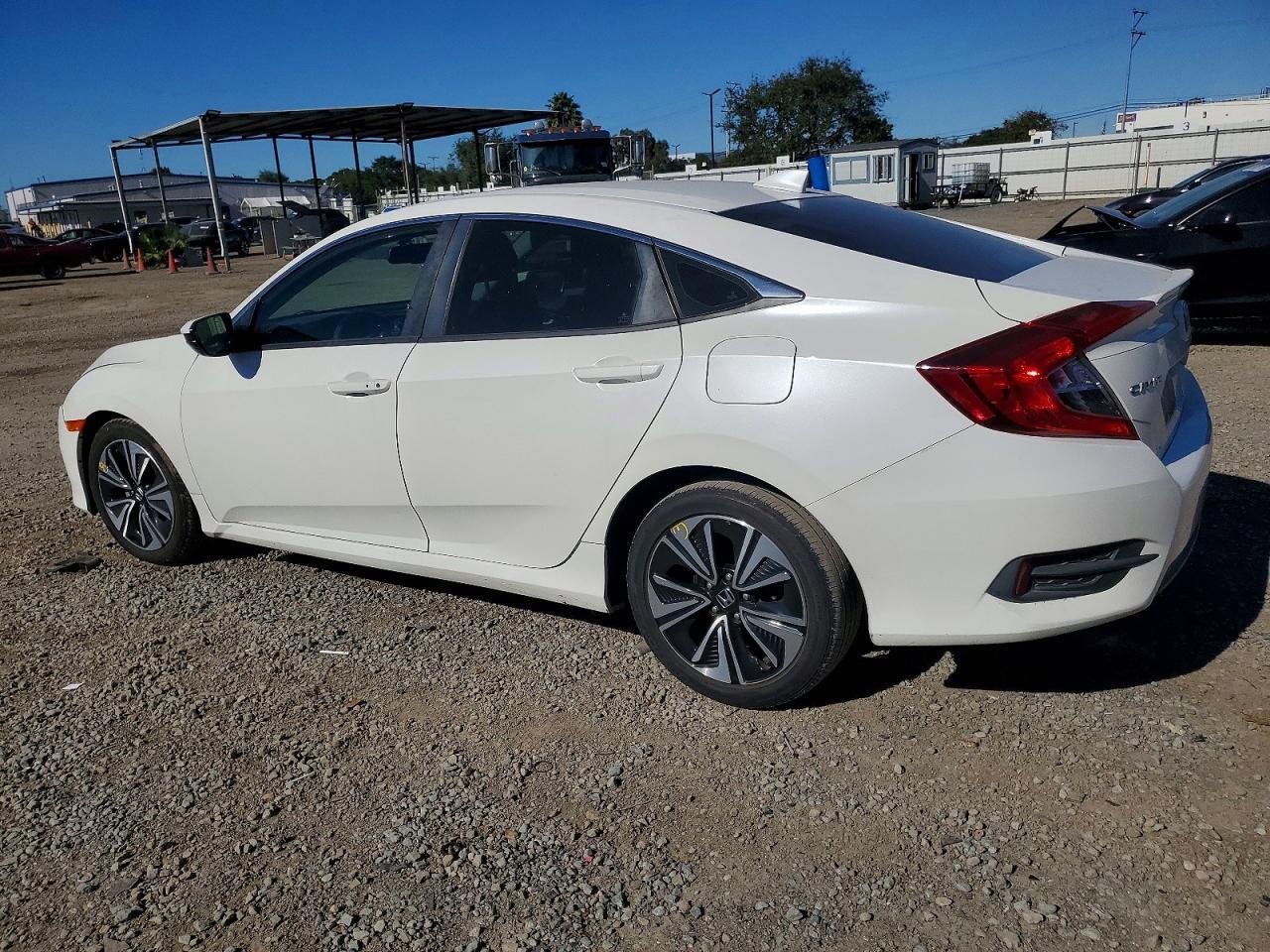 2018 HONDA CIVIC