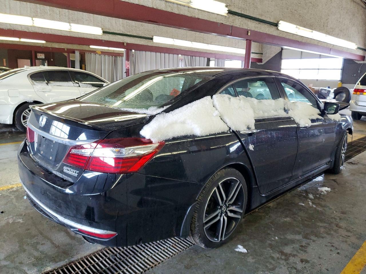 2017 HONDA ACCORD